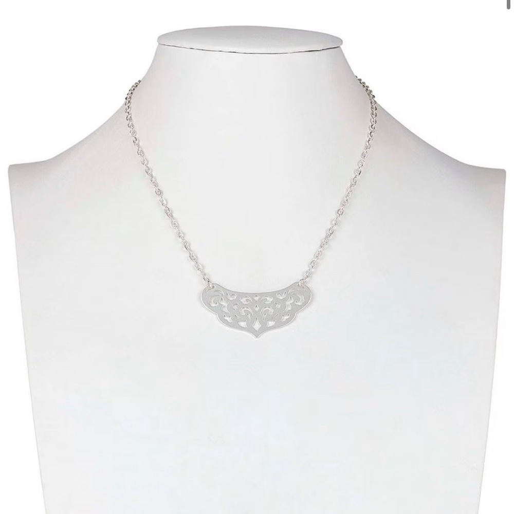 Patricia Nash Renaissance Short Pendant Necklace